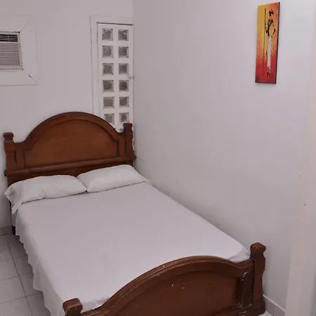 Hotel Vargas Airport