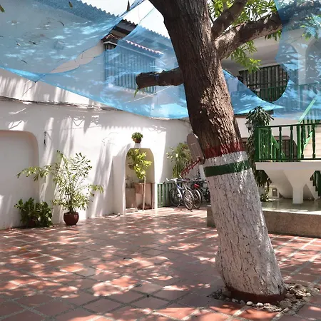 Hotel Vargas Airport 2*
